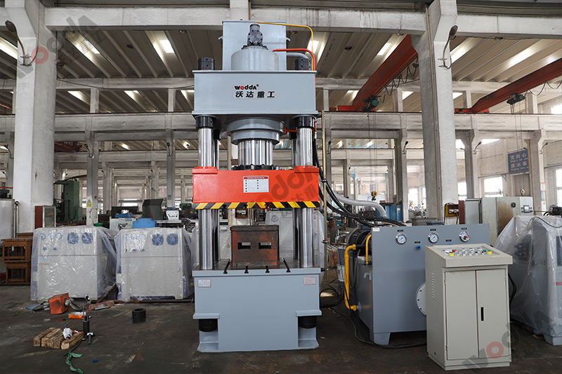 500噸四柱液壓機 500噸四柱液壓機