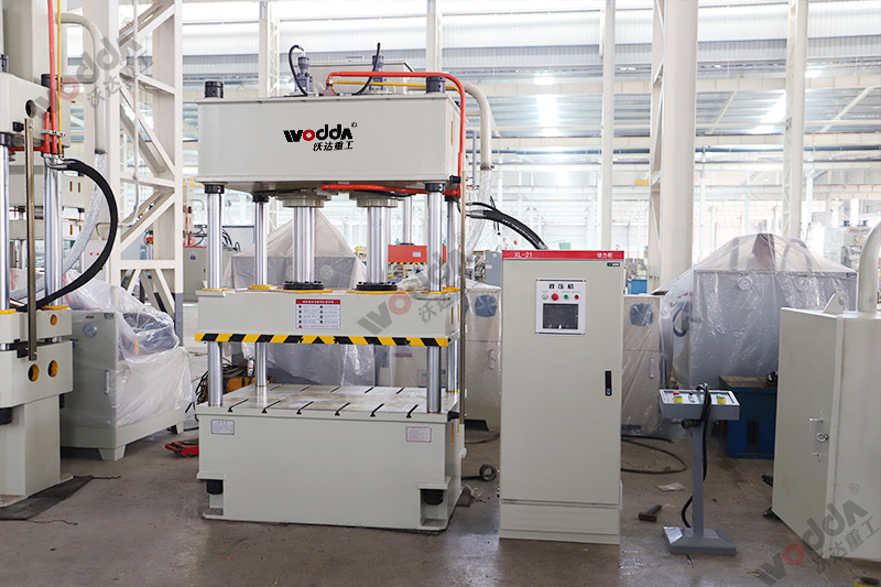 四柱液壓機滑塊回程故障解決方法 四柱液壓機滑塊回程故障解決方法