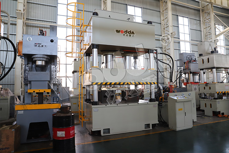 500噸雙缸四柱液壓機 500噸雙缸四柱液壓機