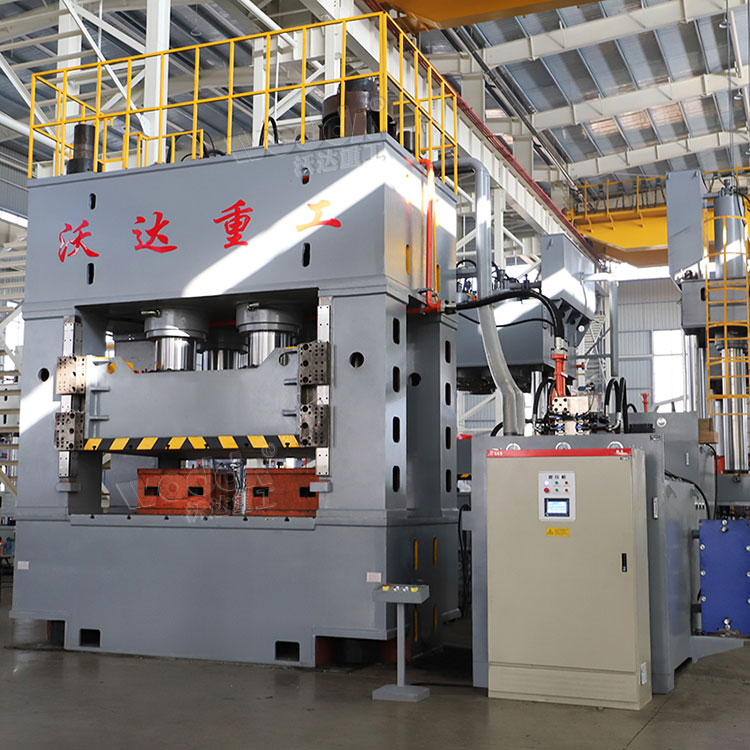 2000噸液壓機 2000噸液壓機