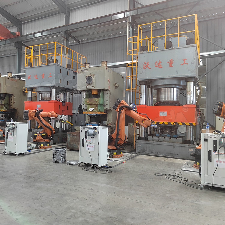 2000噸四柱液壓機 2000噸四柱液壓機