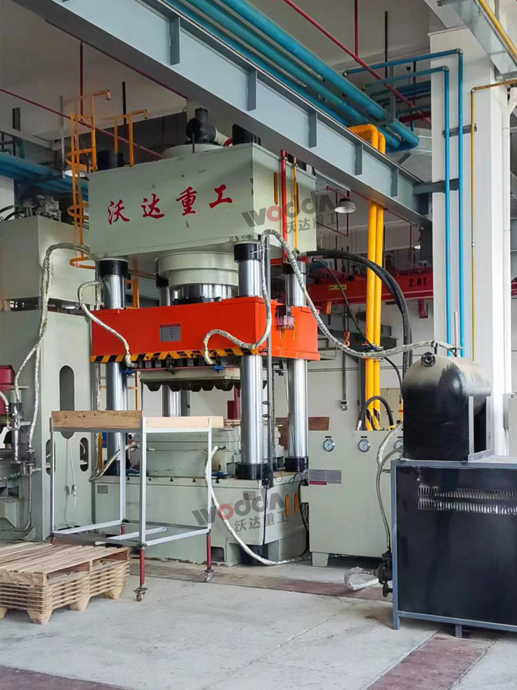 1000噸木屑托盤成型四柱液壓機 1000噸木屑托盤成型四柱液壓機