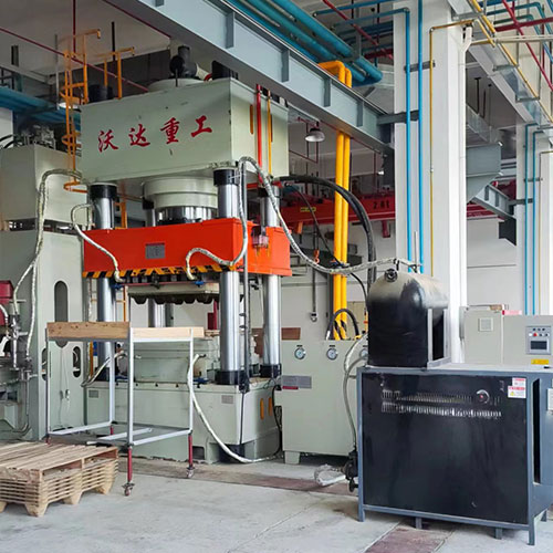 1000噸(dūn)木屑托盤成(chéng)型液壓機_1000噸(dūn)三梁四柱液(ye)壓機