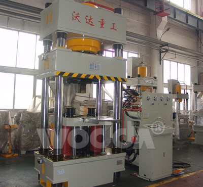 500噸(dun)四梁四(sì)柱鹽磚(zhuan)機